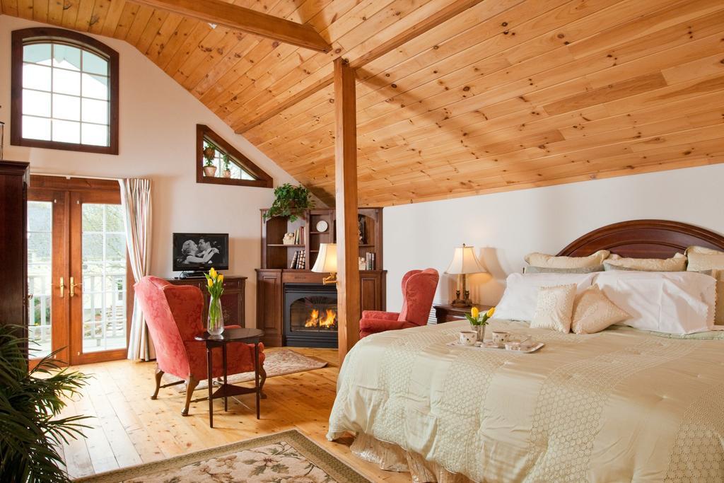 Stonecroft Country Inn Ledyard Center Δωμάτιο φωτογραφία